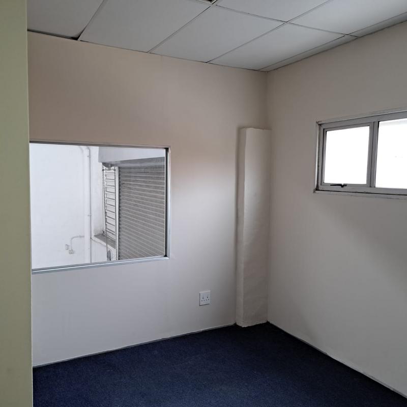 To Let commercial Property for Rent in Sidwell Eastern Cape